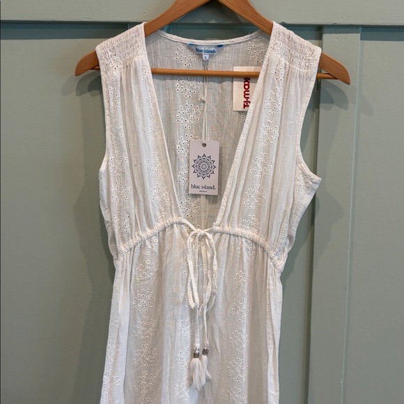 🤍 Blue Island White Eyelet Swimsuit Cover-Up Dress • Small • NWT - Picture 2 of 5
